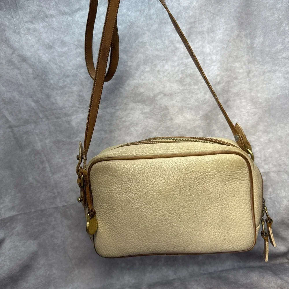 Vintage Dooney & Bourke Cream/Ivory AWL Leather Crossbody Shoulder Bag *READ*